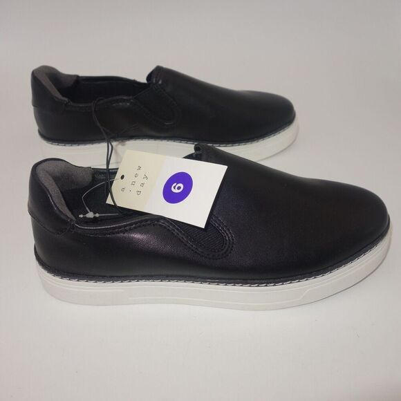 a new day Shoes - A New Day Frankie Slip On Black Boat Shoes Women's 6 NEW